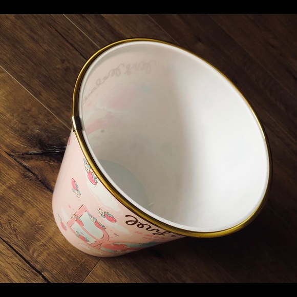 Only 1 Left! MY MELODY-Imported (NWT) Plastic Waste Basket - Picture 11 of 11